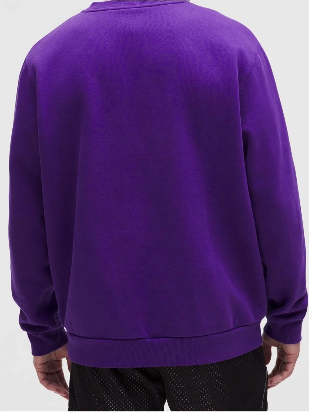 345. Lululemon men’s XL college purple steady state crew like new PTP 26”